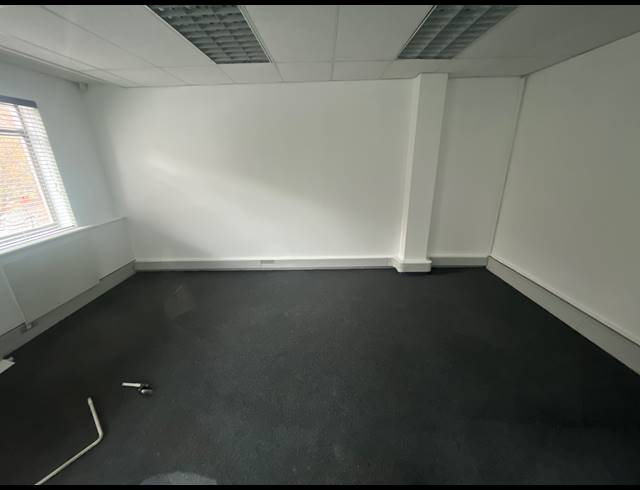 310.50M² OFFICE TO LET IN NEWLANDS